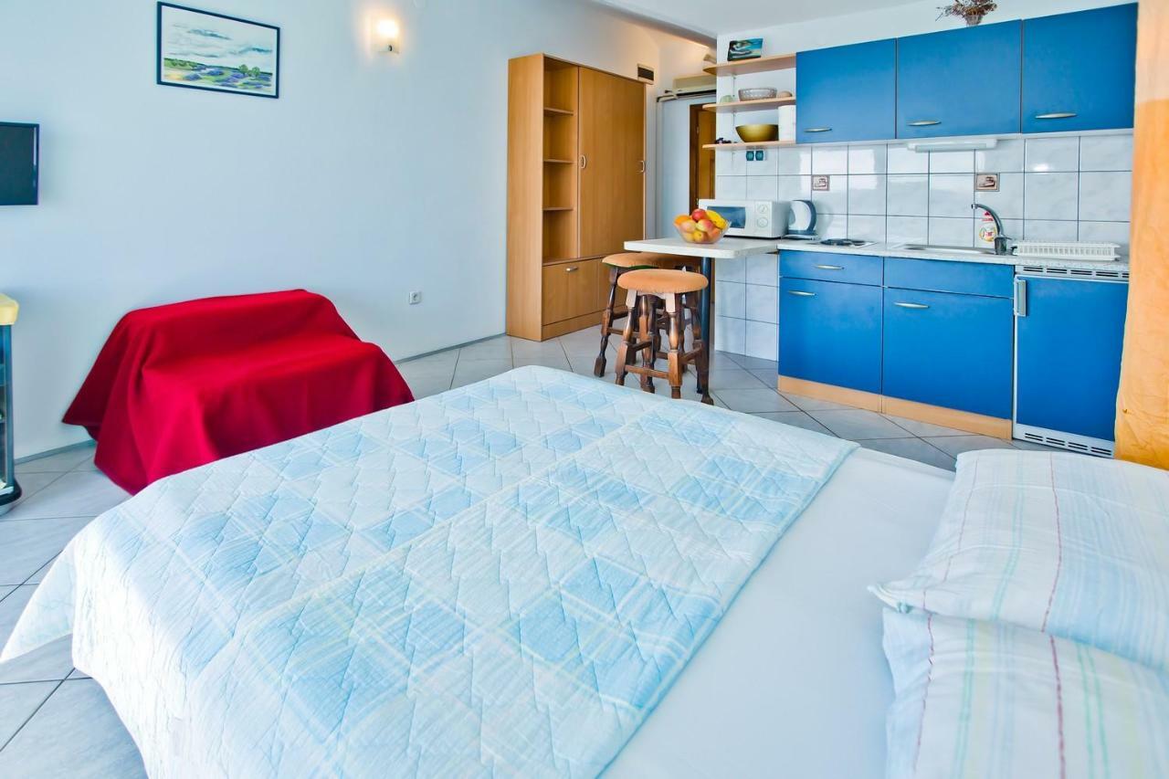 Apartments Cloud Хвар Екстер'єр фото