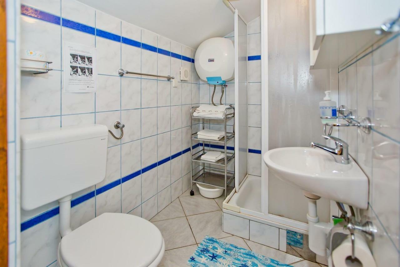 Apartments Cloud Хвар Екстер'єр фото