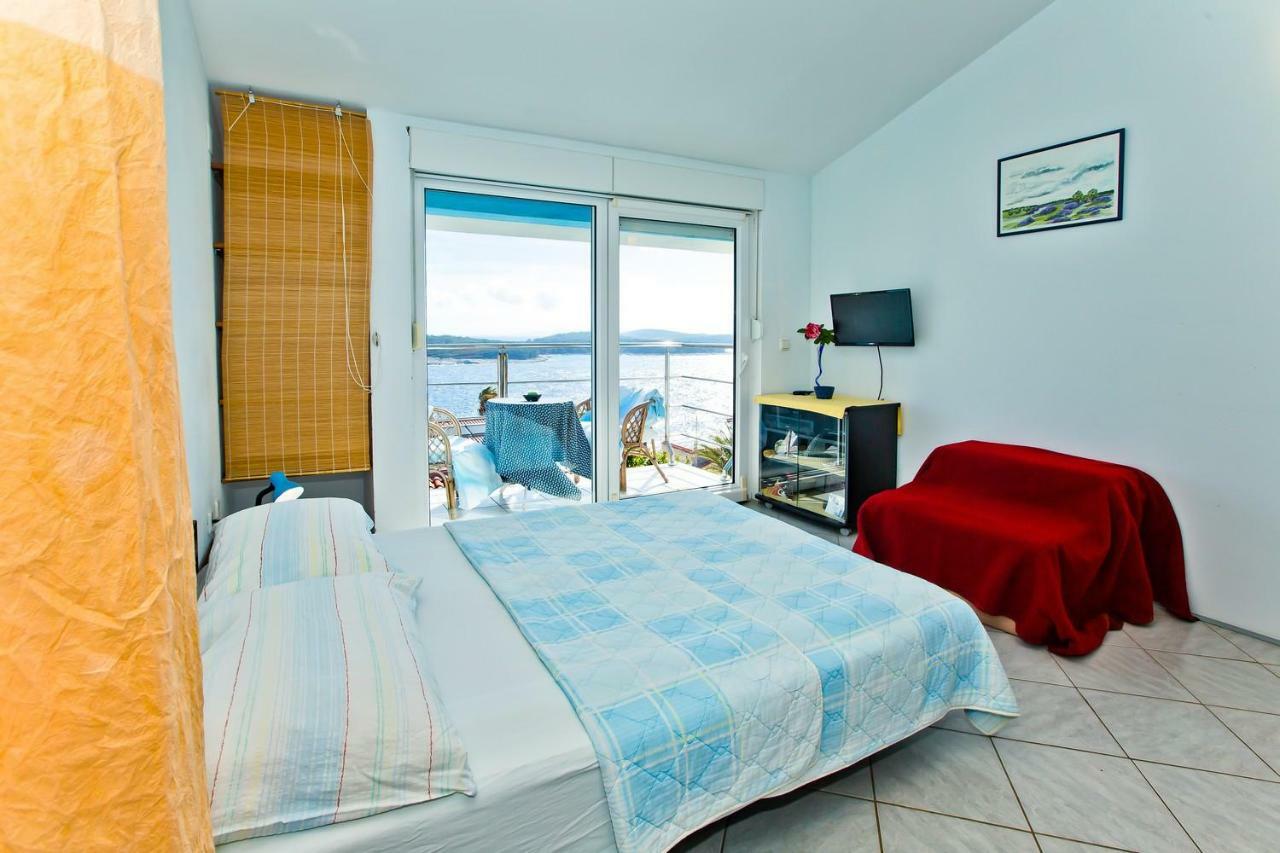 Apartments Cloud Хвар Екстер'єр фото