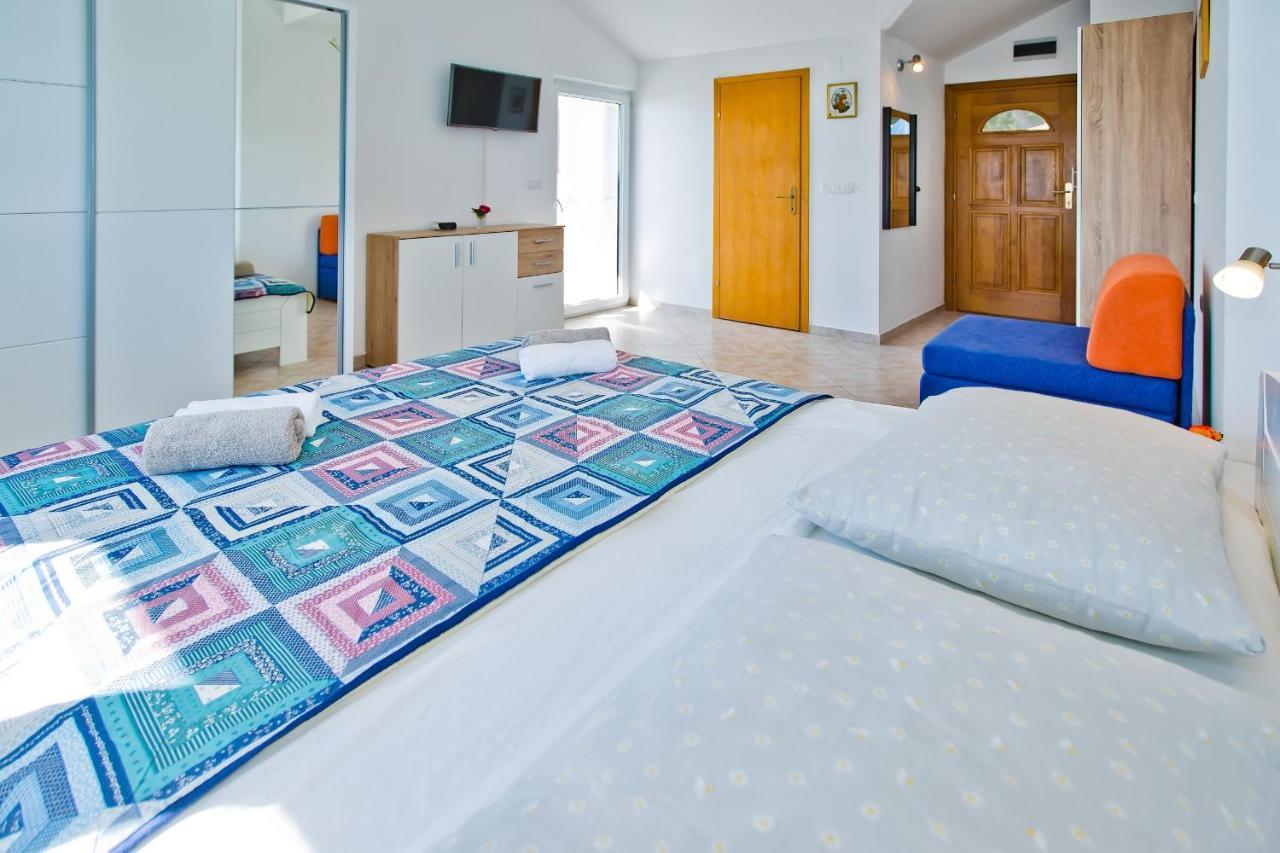 Apartments Cloud Хвар Екстер'єр фото